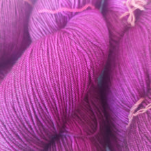 Load image into Gallery viewer, Malabrigo Ultimate sock