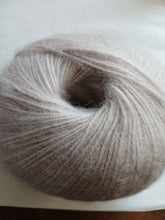 Load image into Gallery viewer, Hjertegarn Brushed Armonia 4ply