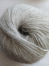Load image into Gallery viewer, Hjertegarn Brushed Armonia 4ply