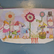 Load image into Gallery viewer, Emma Ball Designs. Zipped pouches and purses