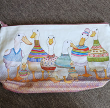 Load image into Gallery viewer, Emma Ball Designs.  Zipped pouches and purses
